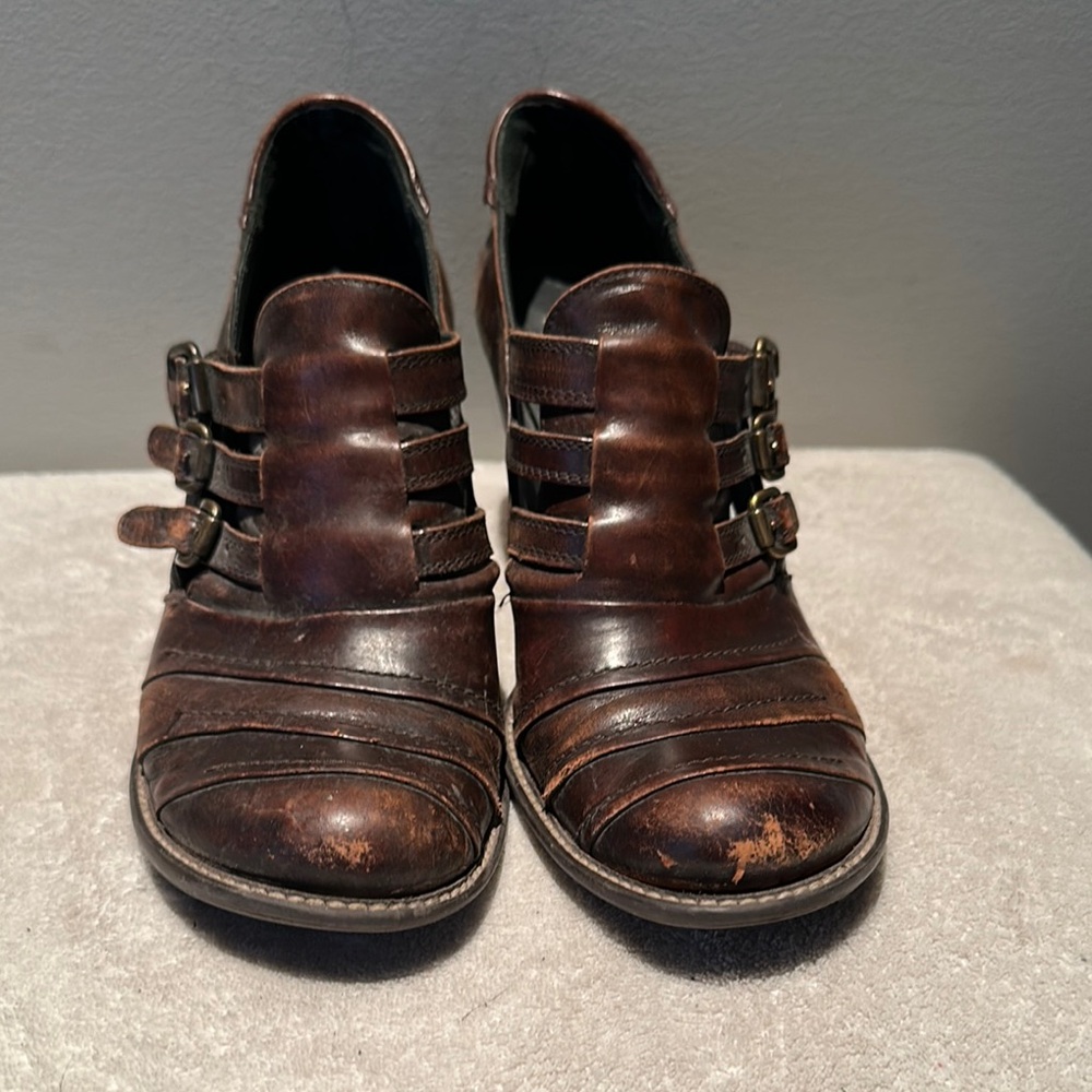 WoMen's Brown Leather Shoes
